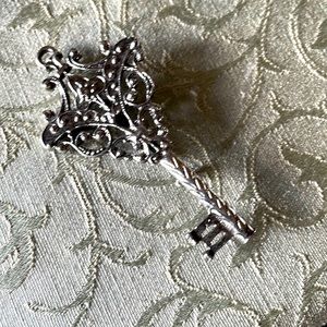 Vintage Key pendant or brooch pin silver tone with dark accented metal EVC